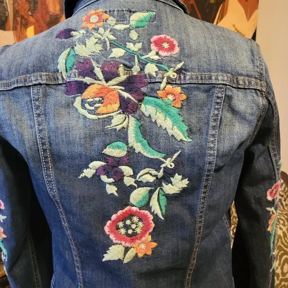 Driftwood Embroidered Jean Jacket - Picture 5 of 7